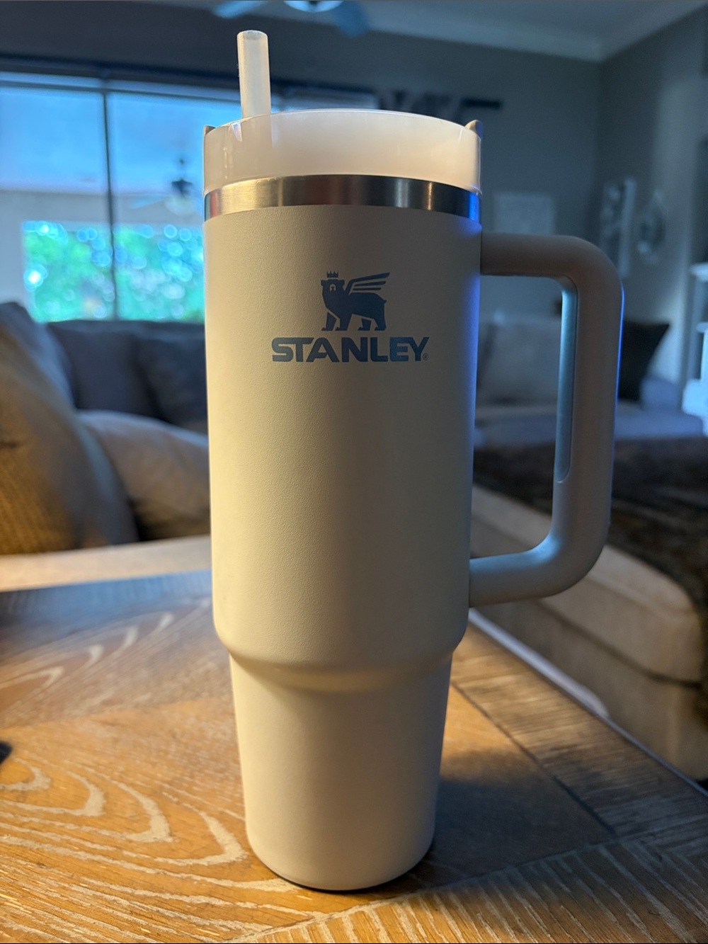 Stanley Dewdrop Travel Tumbler with Handle and Straw 30oz.